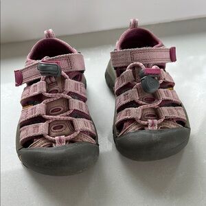 Keen Toddler Pink and Gray Sport Sandals with Protective Toe Cap